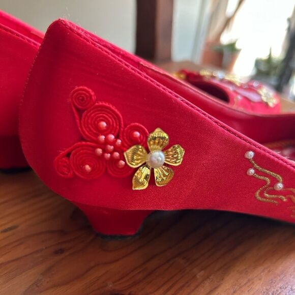 Chinese Wedding Red Floral Embroidered Wedding Shoes 39 - Picture 9 of 15